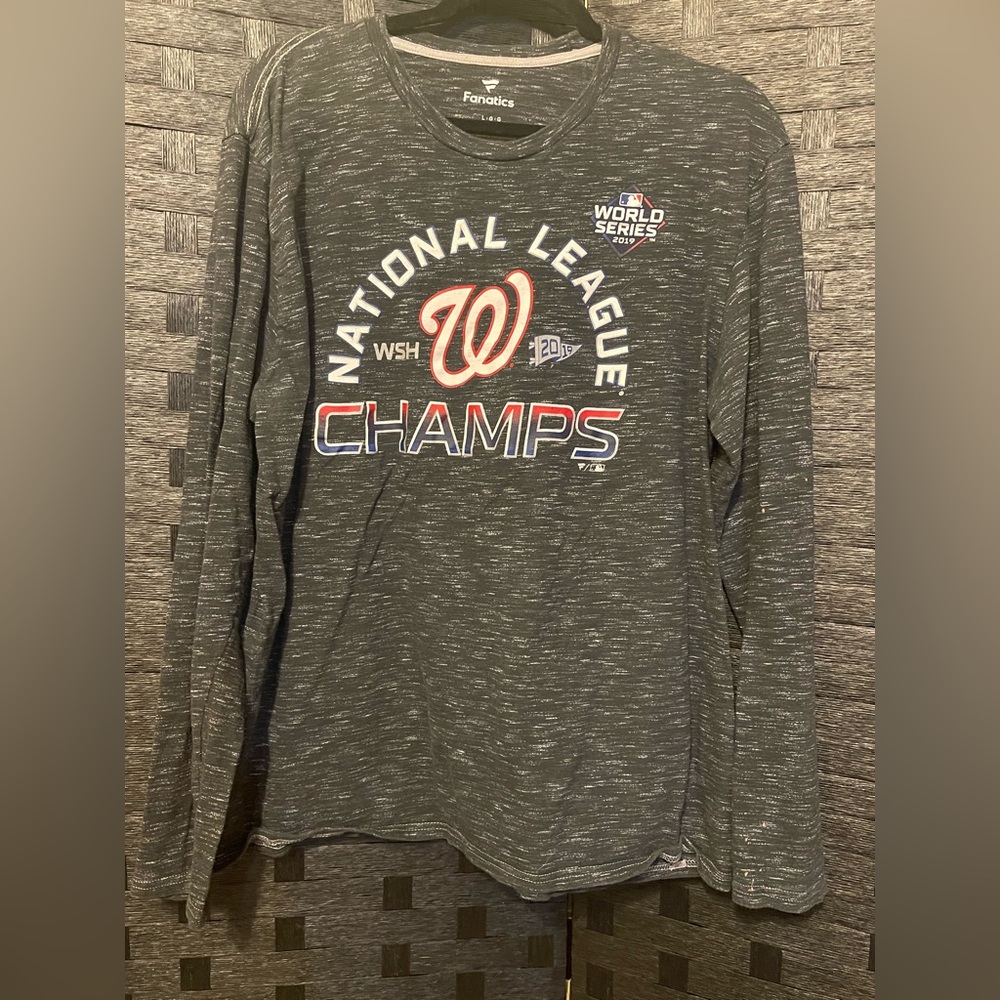 Fanatics 2019 World Series Champions Washington Nationals Long Sleeve Tee LG